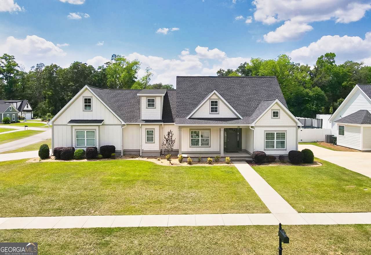 216 Morningside Drive - Photo 1