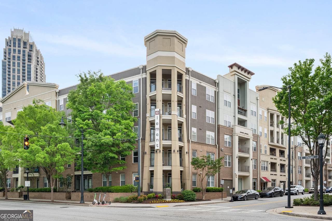 390 17th Street - Photo 1