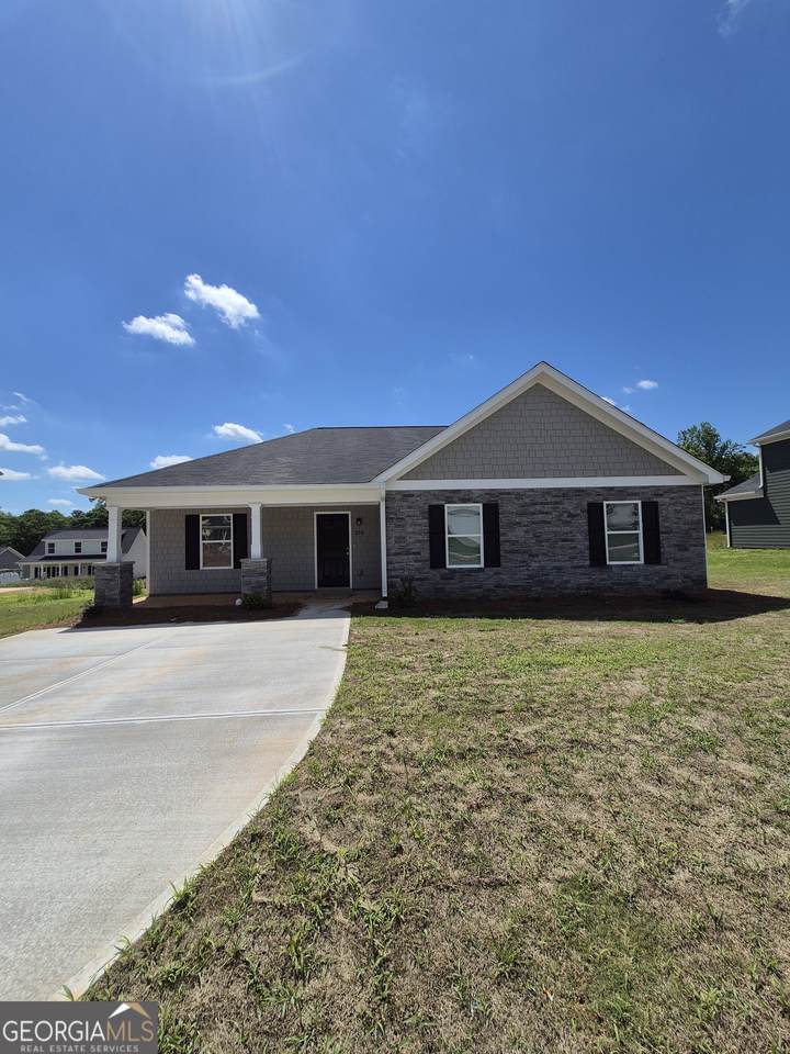 250 Charlotte Circle - Photo 1