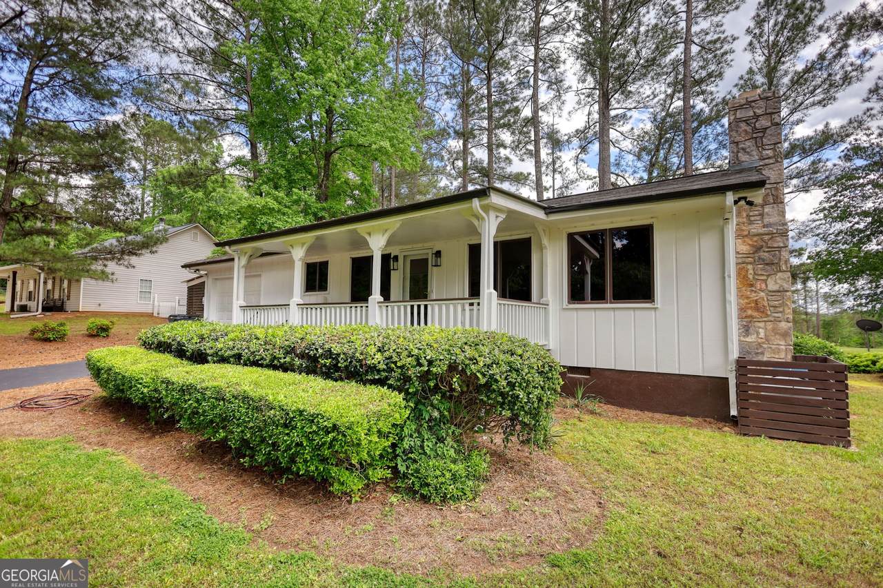 386 Flamingo Drive - Photo 1