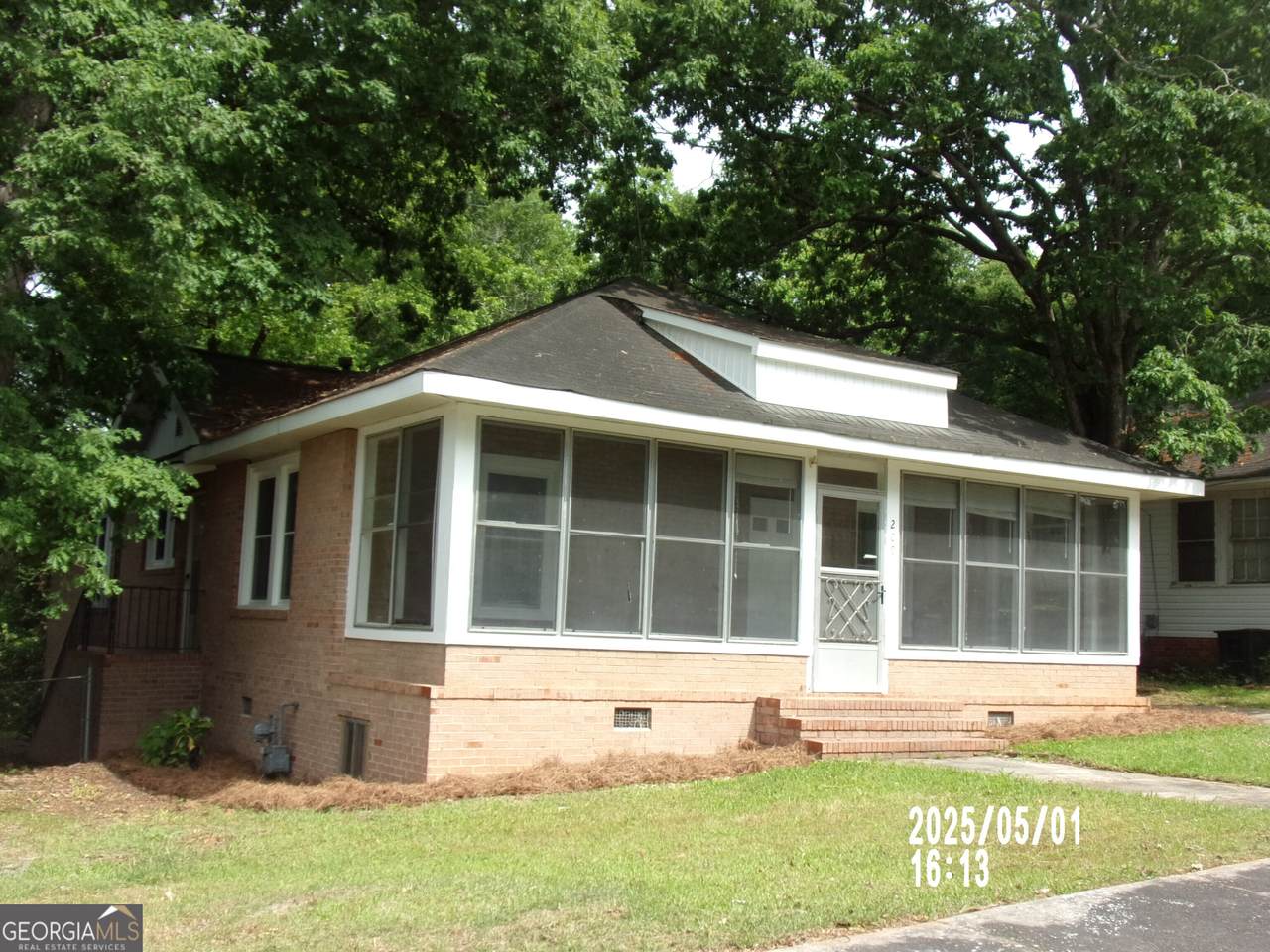 209 Willow Street - Photo 1