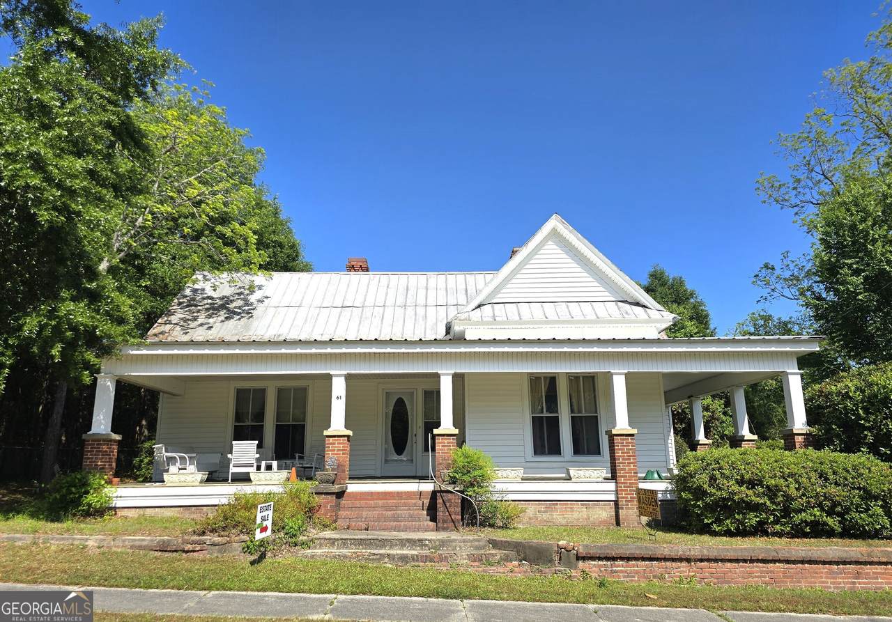 61 Calhoun Street - Photo 1