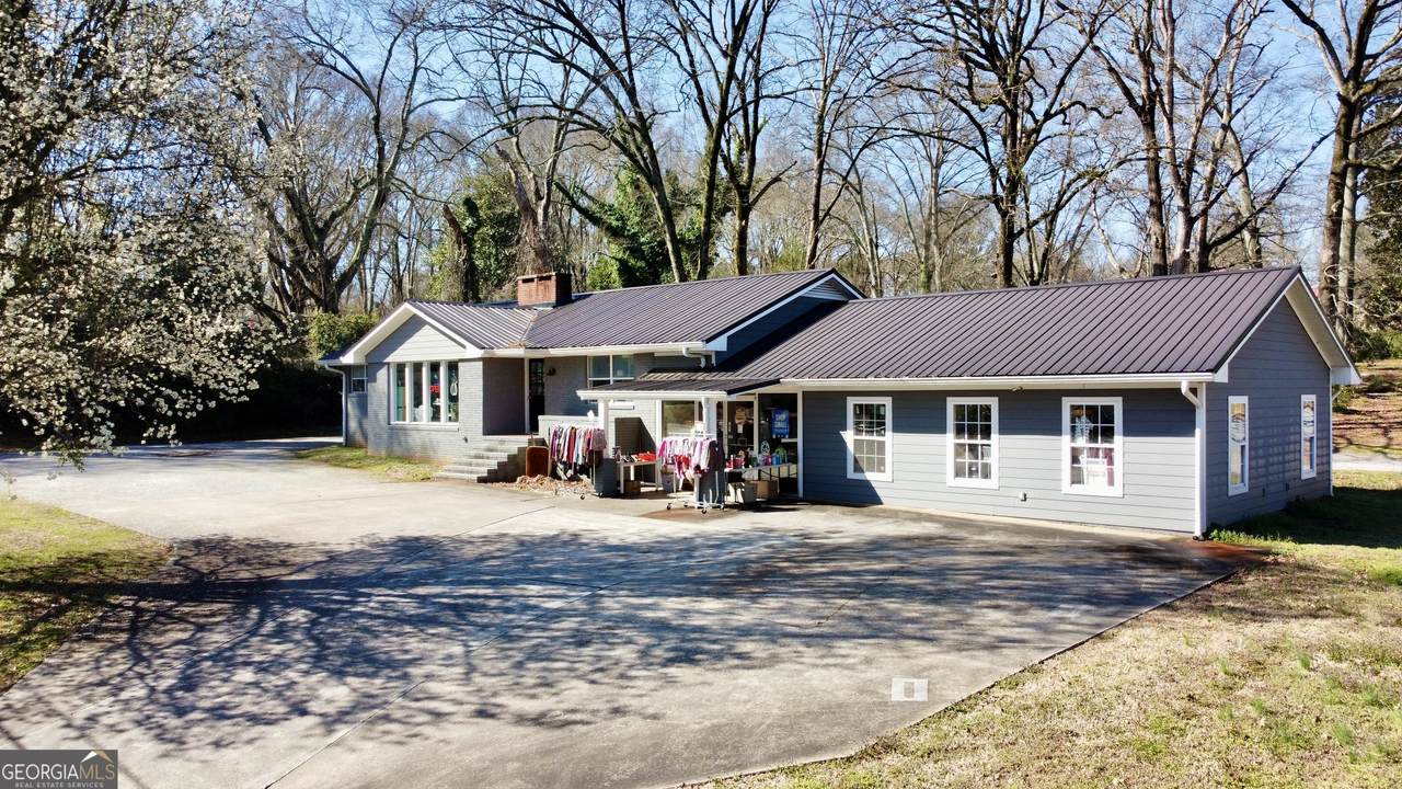 306 Athens Street - Photo 1