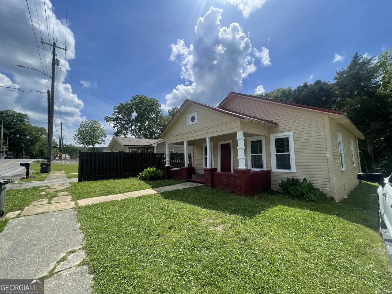 419 Marble Street - Photo 1