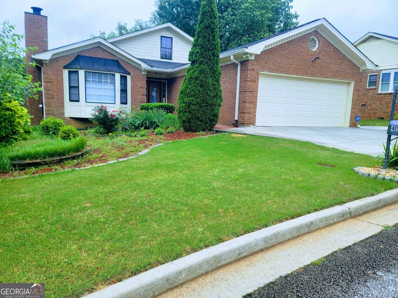 4503 Hunters Terrace - Photo 1