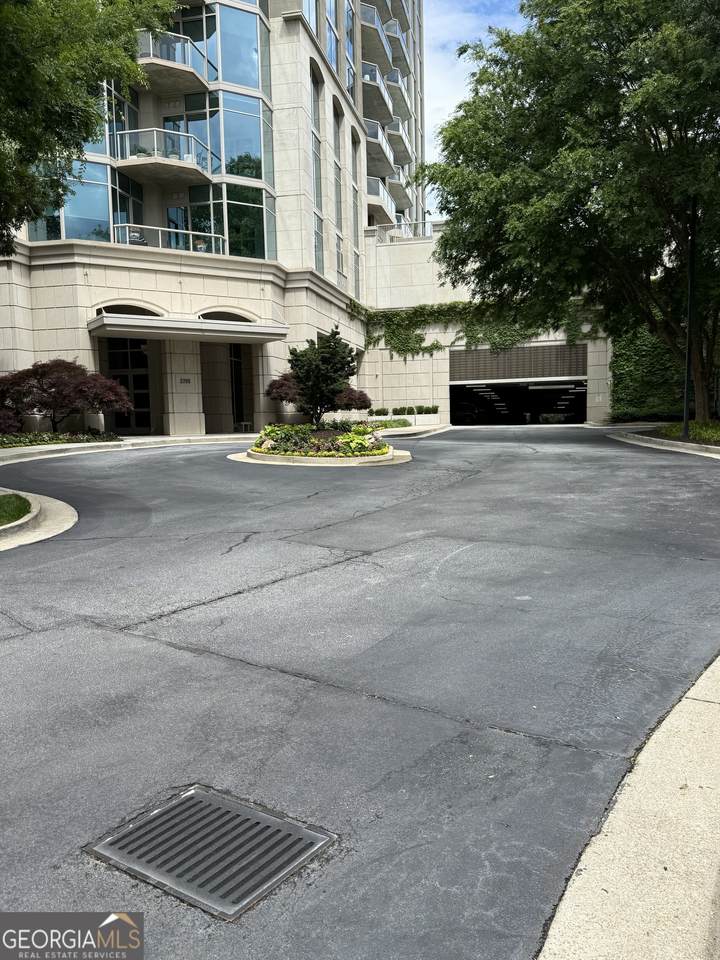 2795 Peachtree Road - Photo 1
