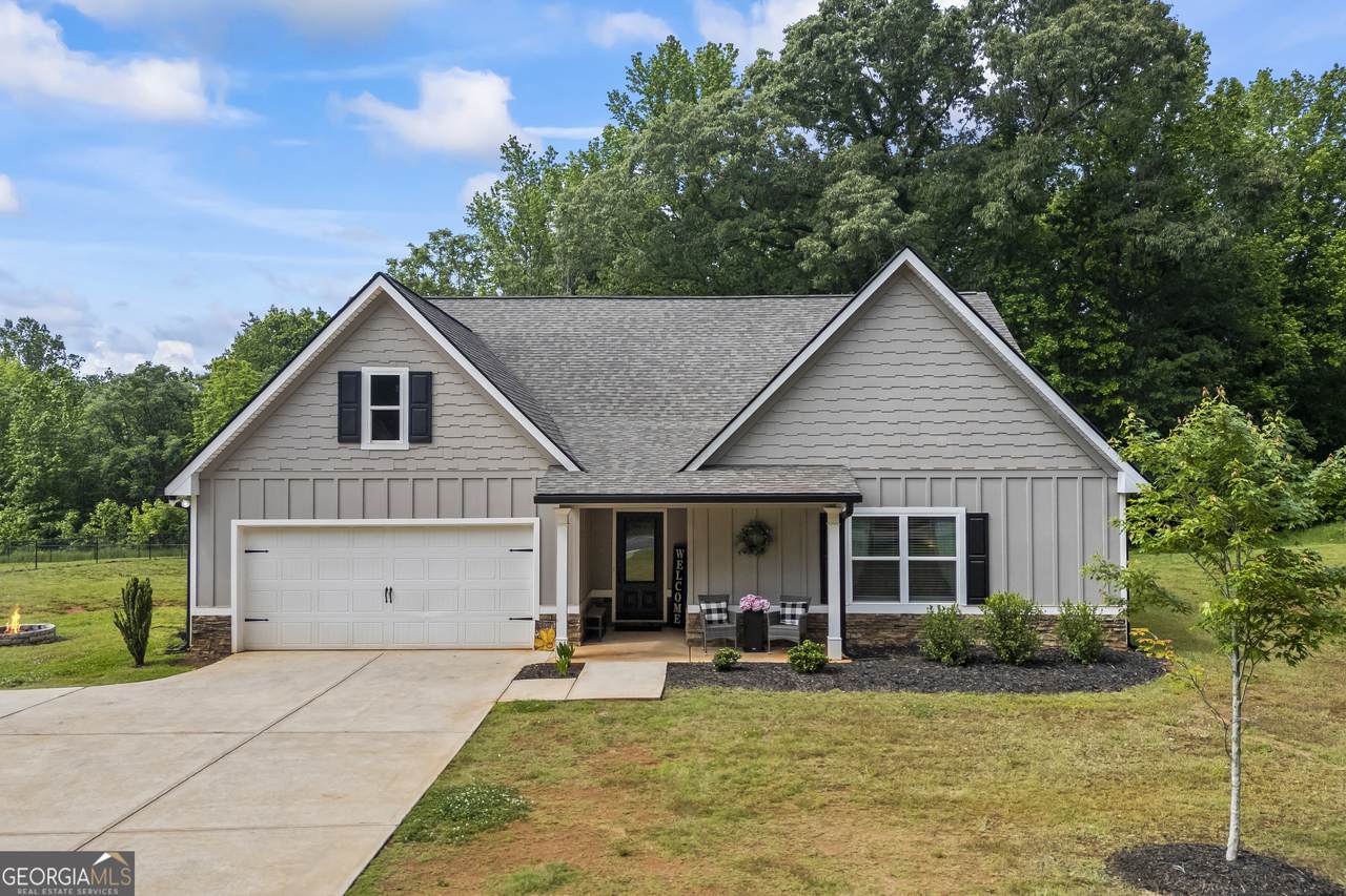 1372 Mccoy Bridge Road - Photo 1