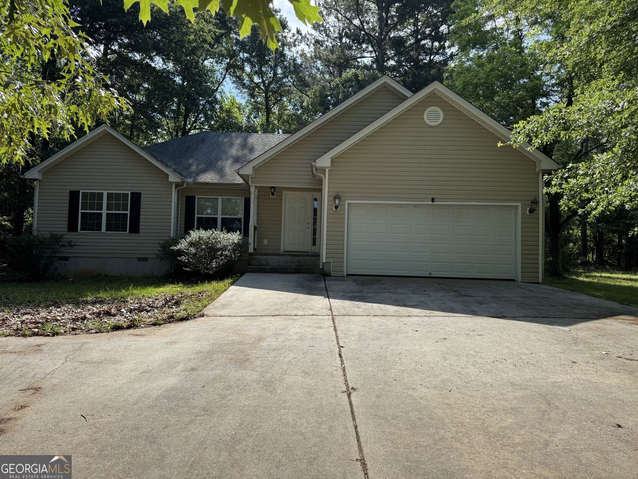 141 Glenn Drive - Photo 1