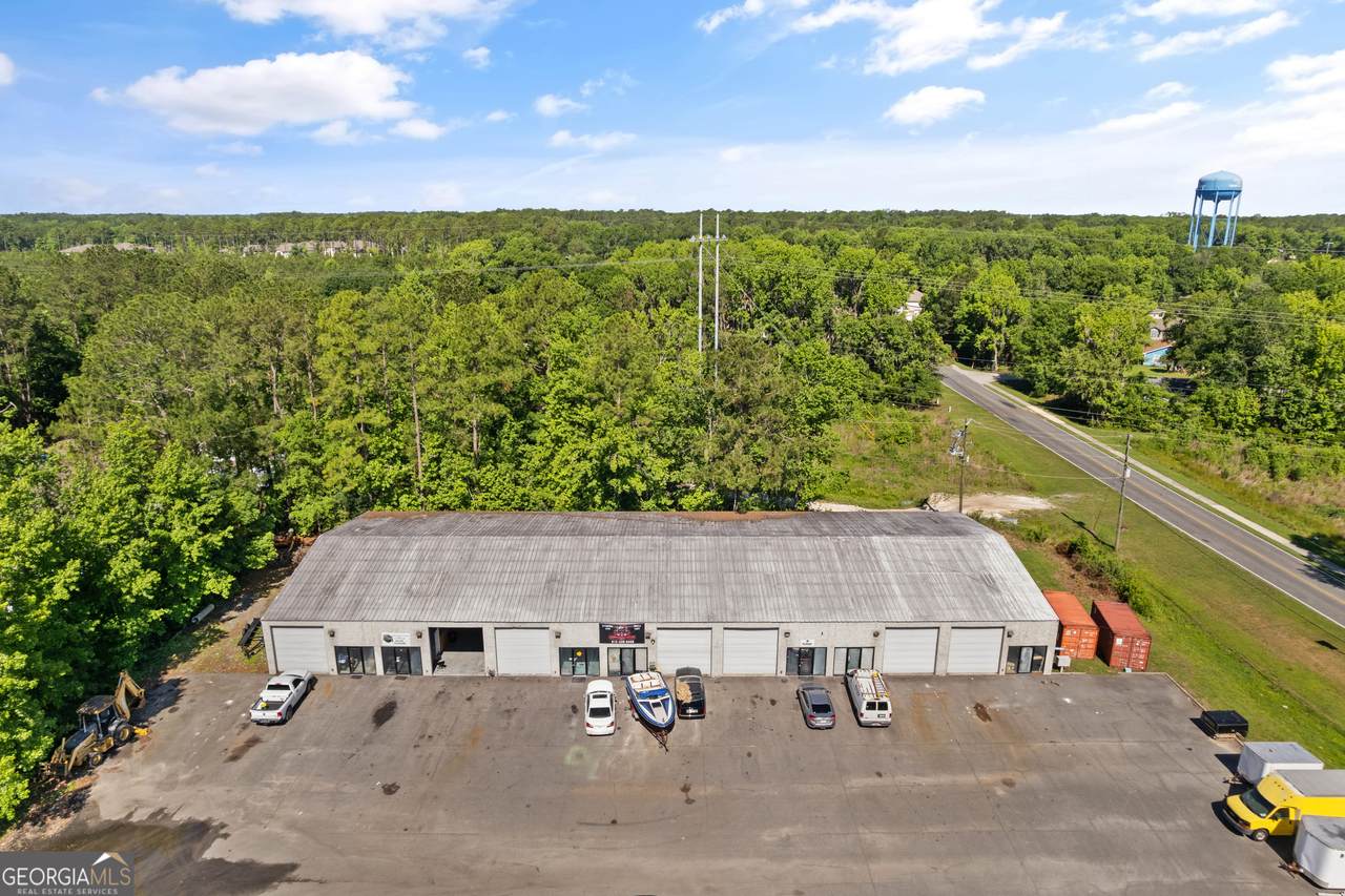 1020 Boone Avenue - Photo 1