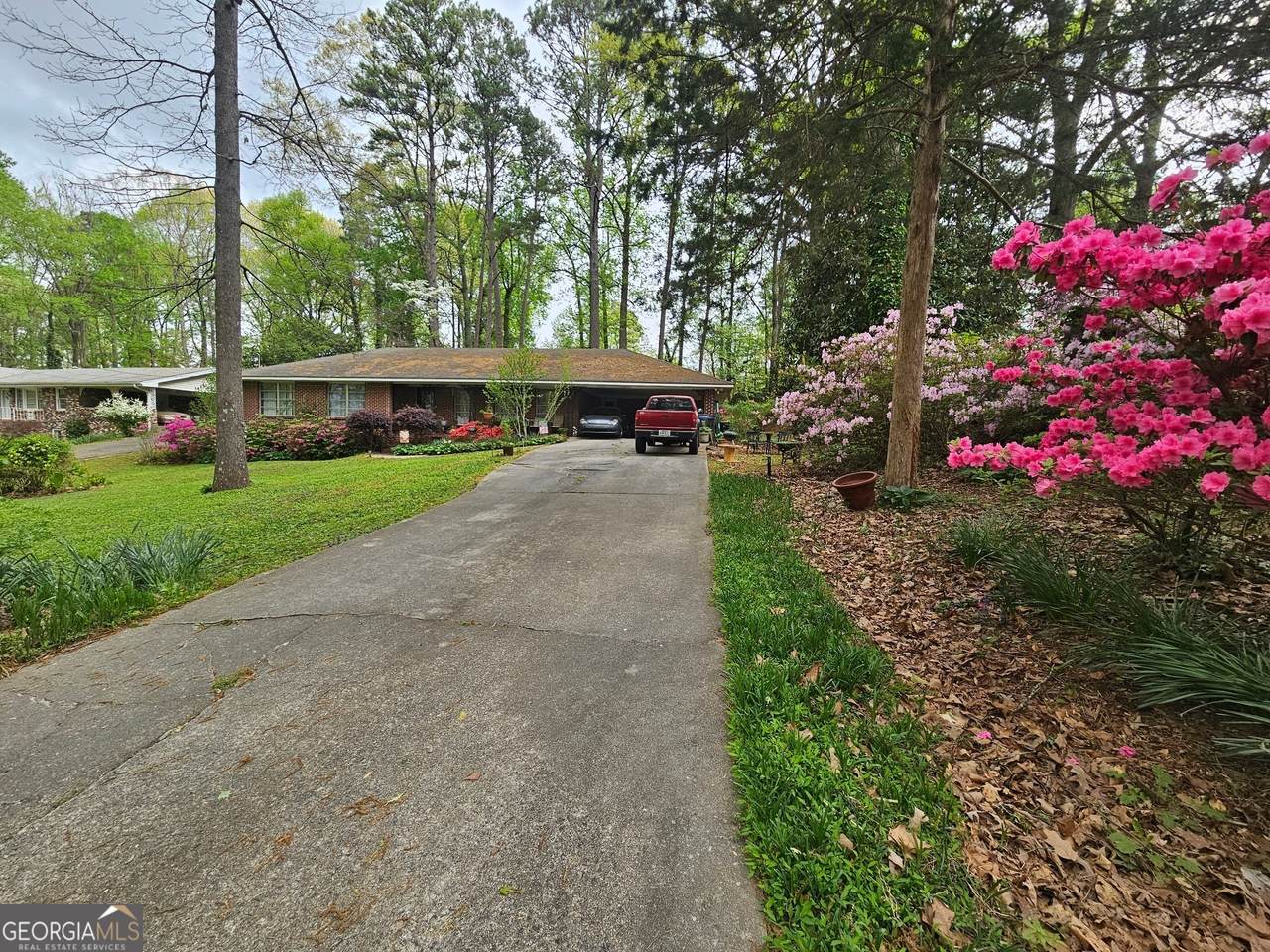 2564 Wren Avenue - Photo 1