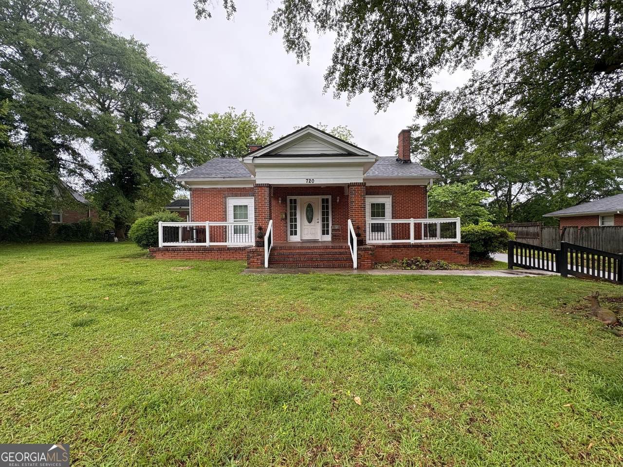 720 Main Street - Photo 1