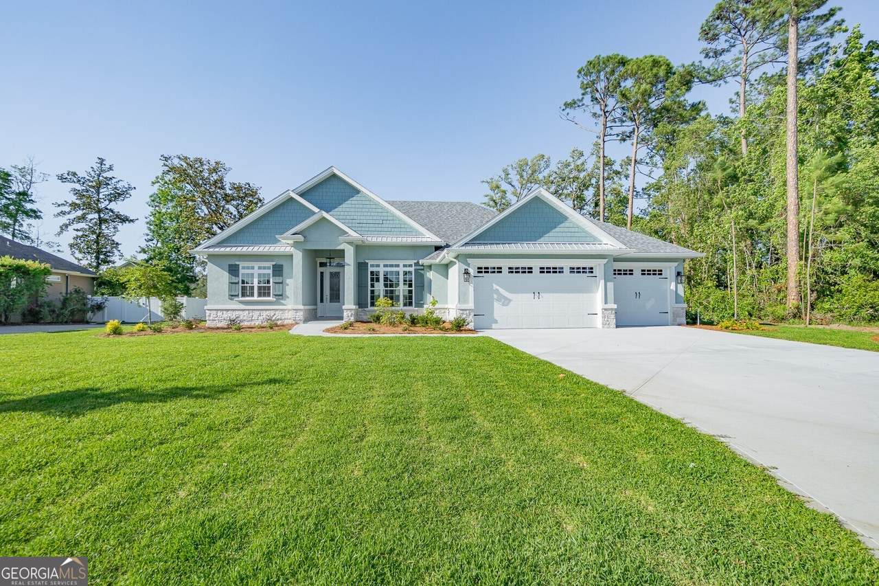 205 Riley Hunter Drive - Photo 1