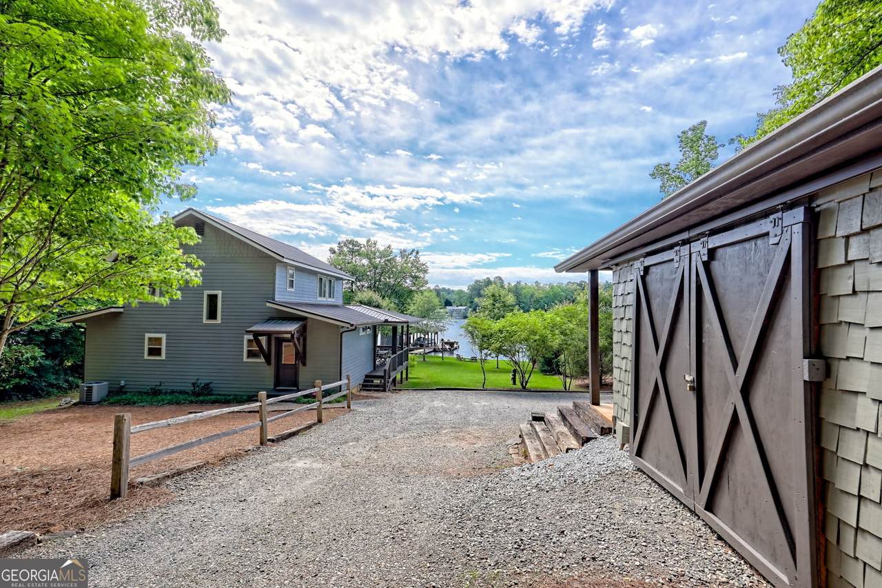 4610 Murray Cove Road - Photo 1