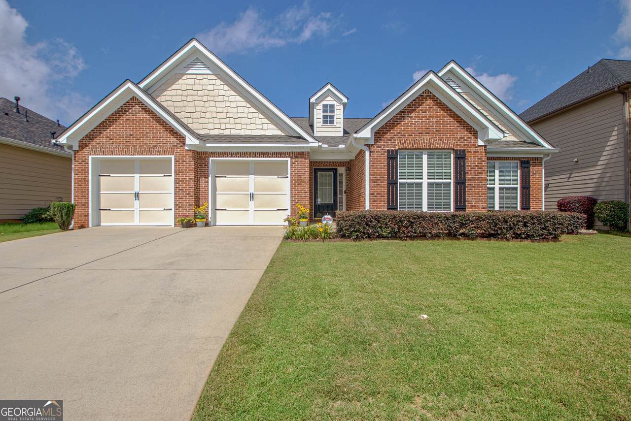 395 Sylvan Loop - Photo 1