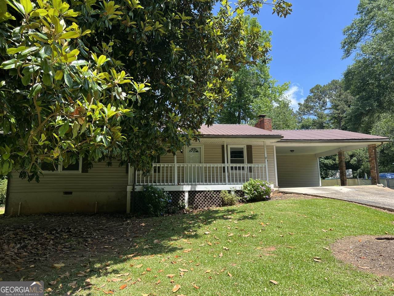 6512 Executive Drive - Photo 1