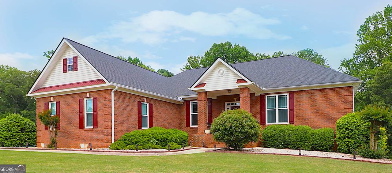 4684 Martins Crossing West Drive - Photo 1