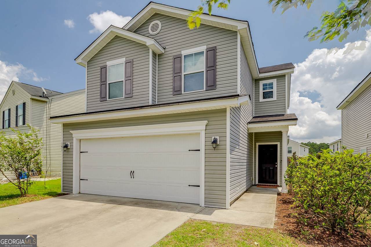 141 Lakepointe Drive - Photo 1
