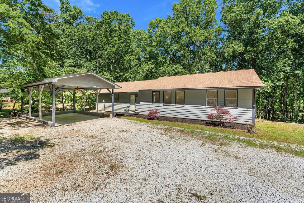 131 Shoreside Drive - Photo 1