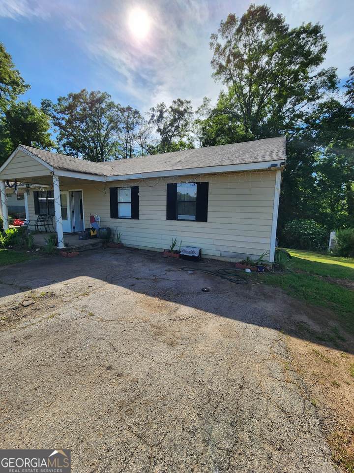105 Bennett Drive - Photo 1