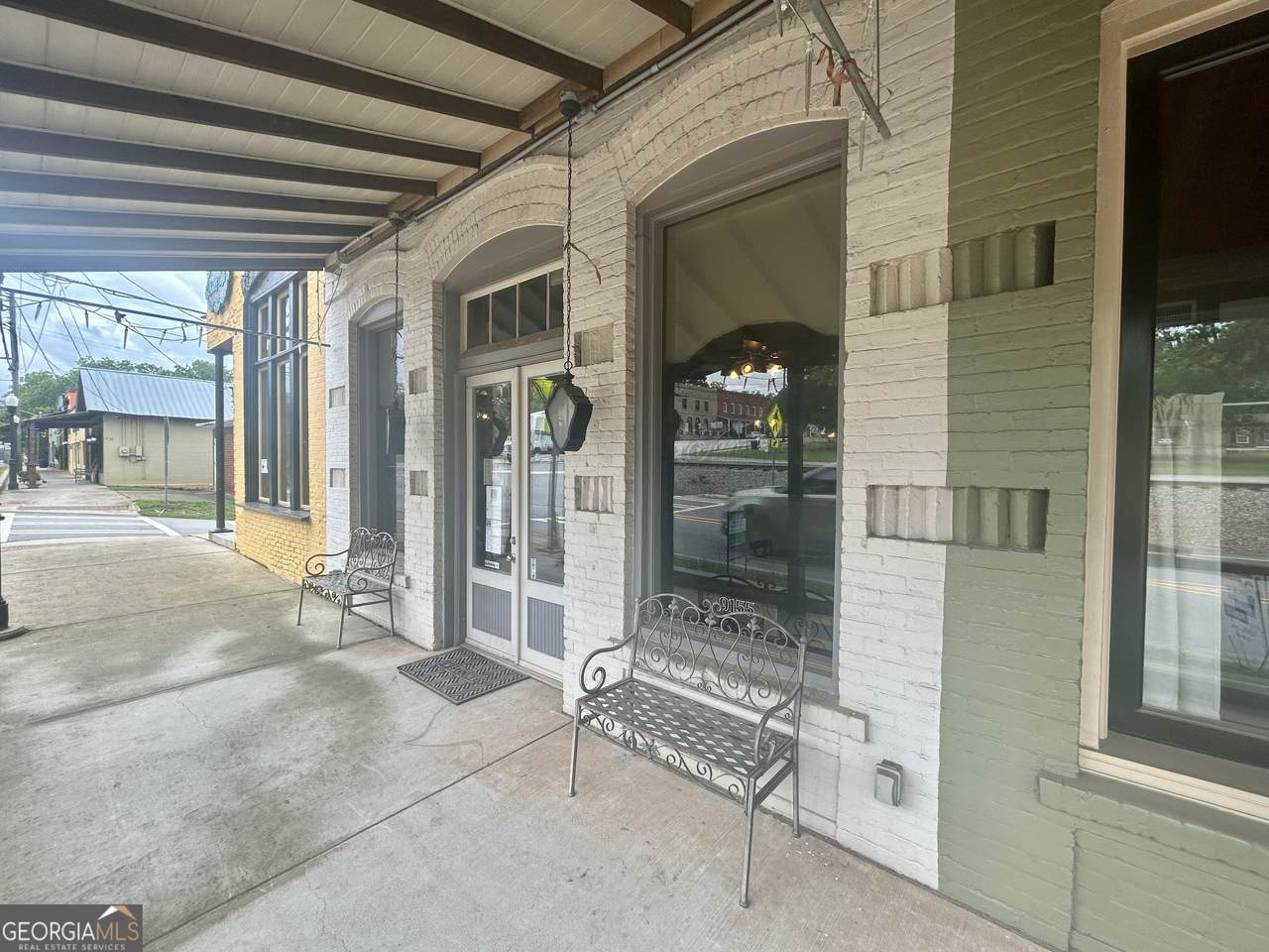 9155 Gillsville Road - Photo 1