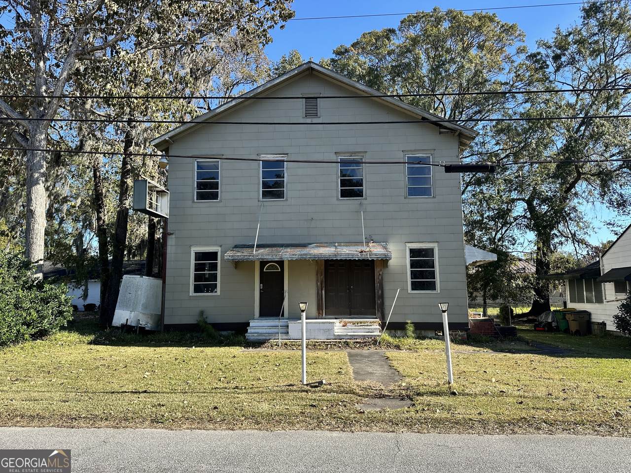 108 North Rogers Street - Photo 1