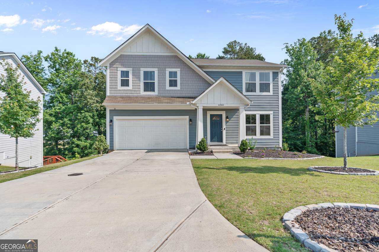 6065 Crescent Landing Drive - Photo 1