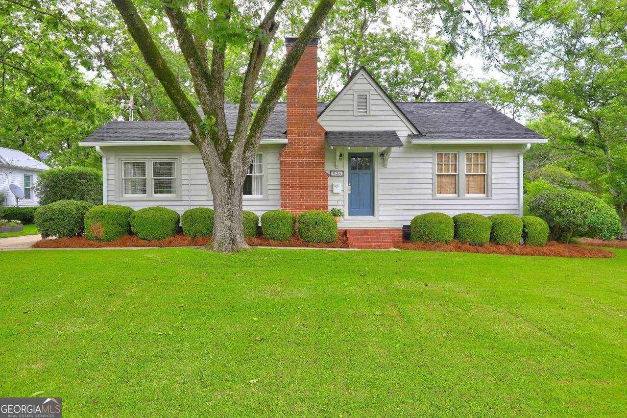 926 Thomaston Street - Photo 1