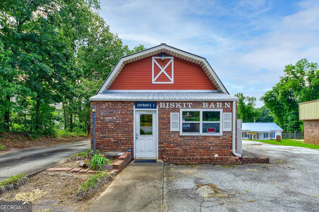 5749 Marietta Highway - Photo 1