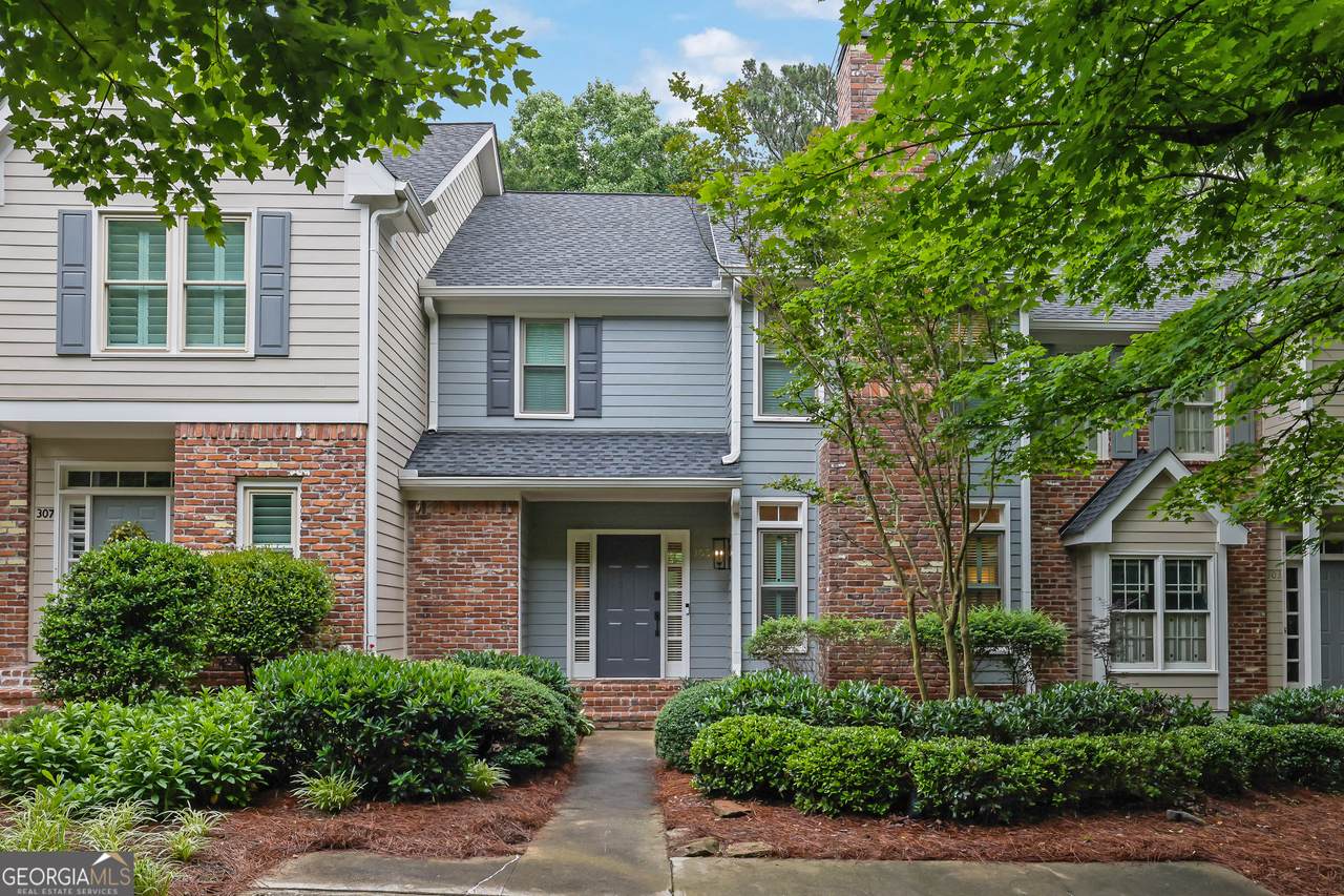 305 River Glen Drive - Photo 1