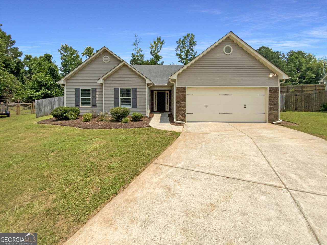 38 Frost Lane - Photo 1
