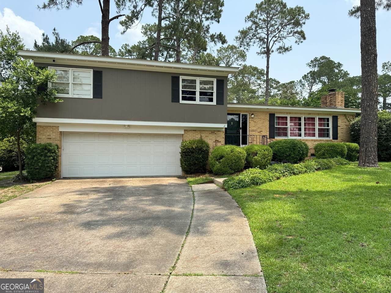 1657 Maryland Drive - Photo 1