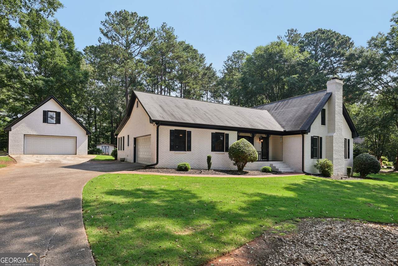 130 Emerald Drive - Photo 1