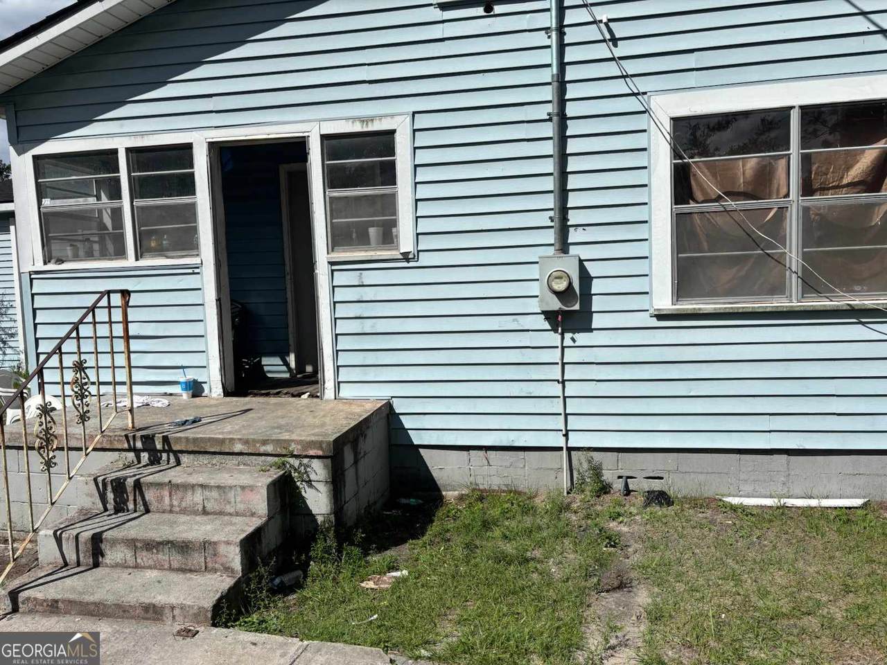 801 Daniel Street - Photo 1