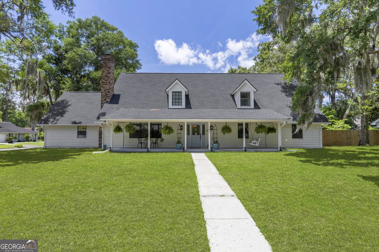 107 Rose Dhu Way - Photo 1