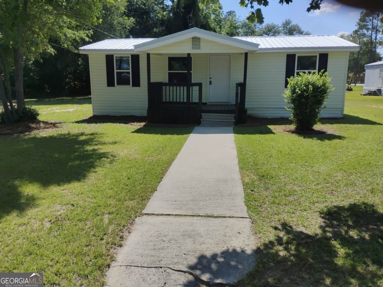717 Herndon Street - Photo 1
