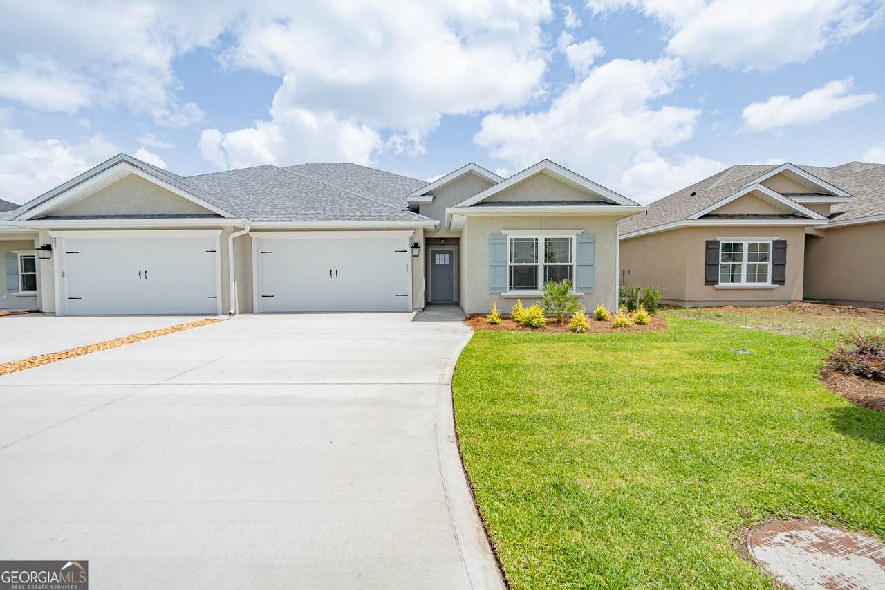 220 The Villas Way - Photo 1