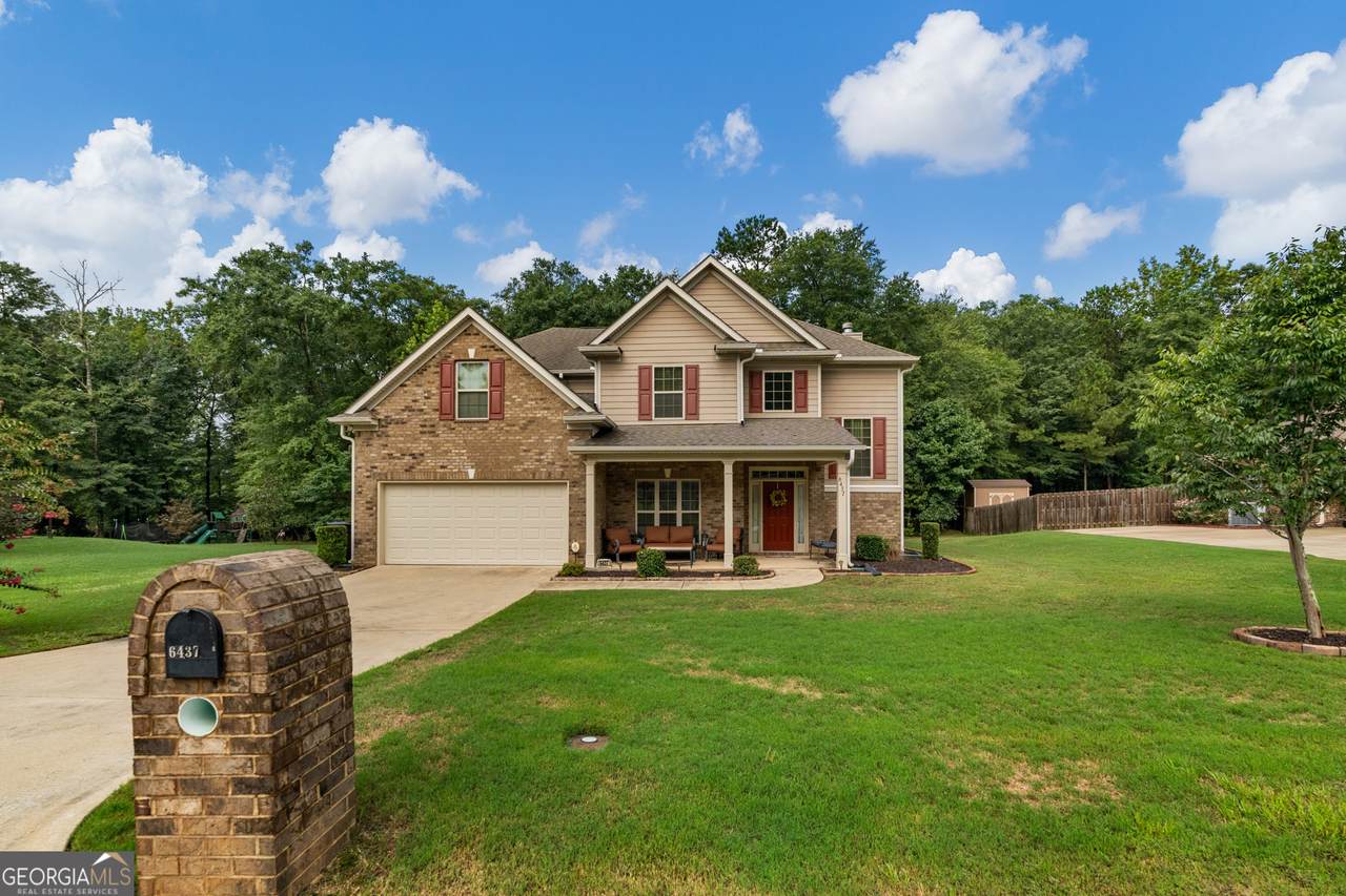 6437 Woodbriar Lane - Photo 1