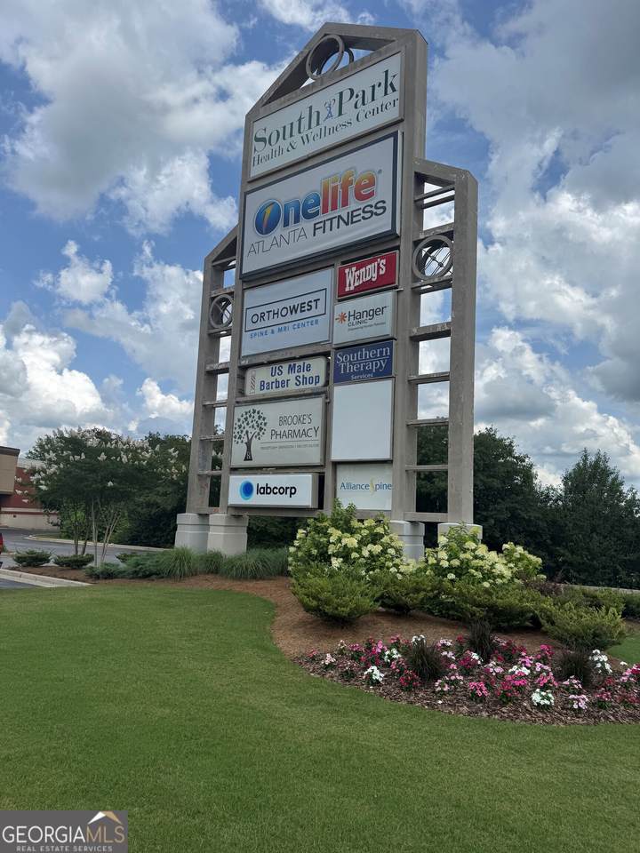 812 South Park Street - Photo 1