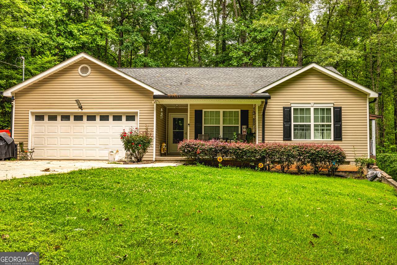 107 Trisha Lane - Photo 1