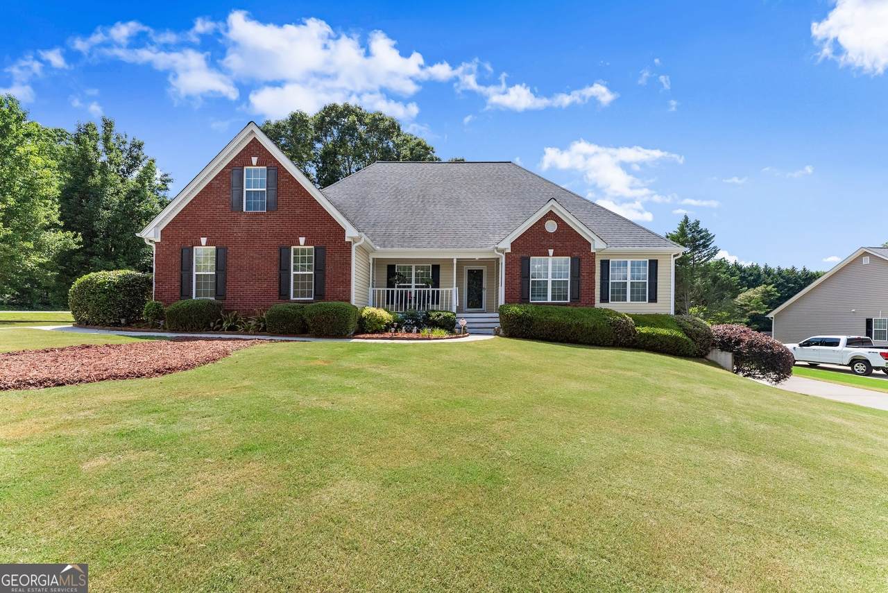 27 Kendall Creek Drive - Photo 1
