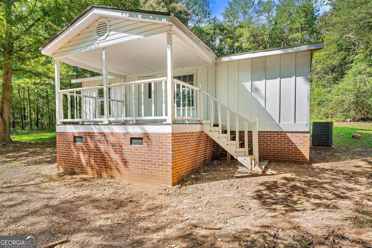 1528 Hodges Mill Road - Photo 1