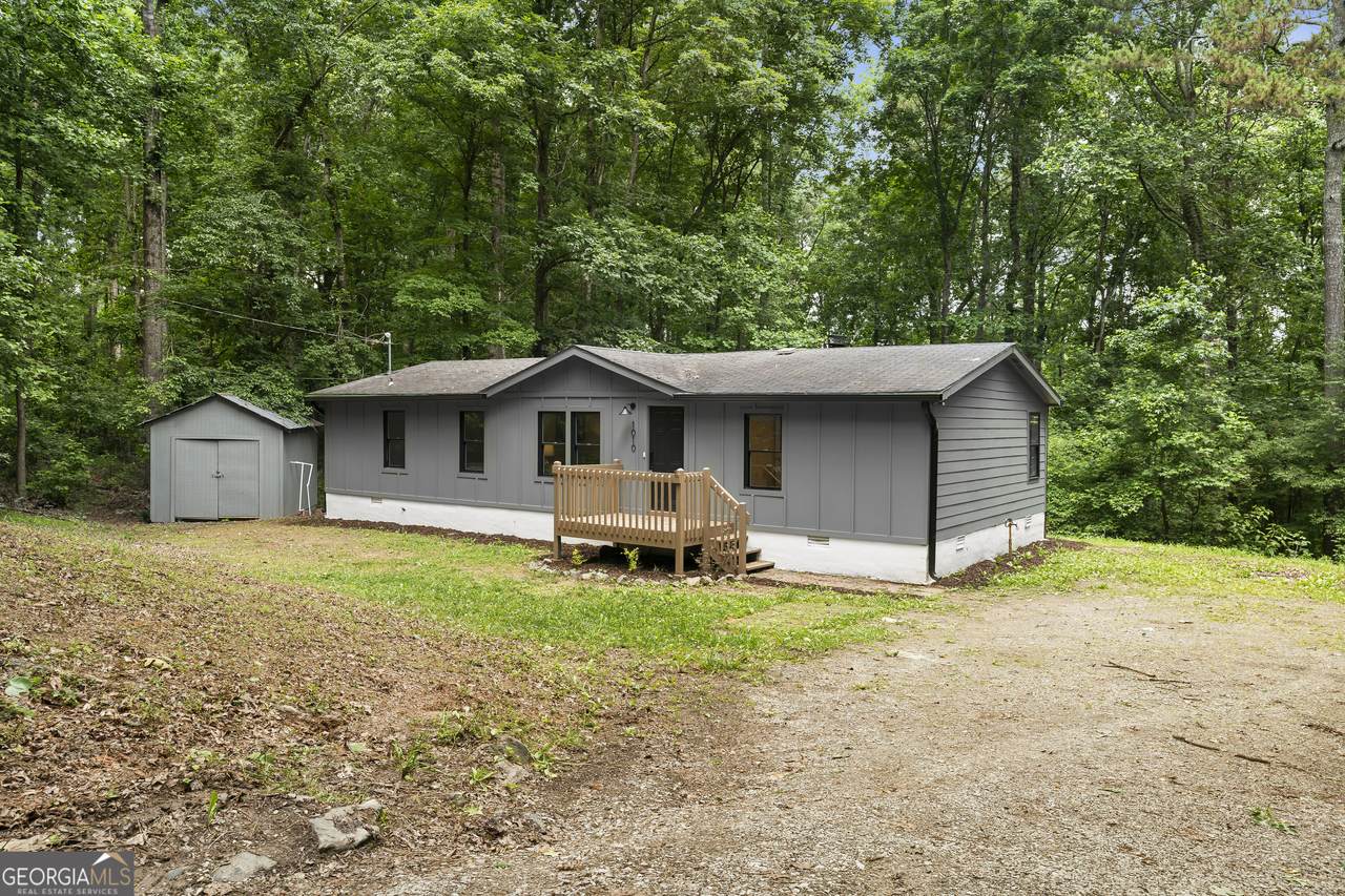 1010 Martin Lane - Photo 1