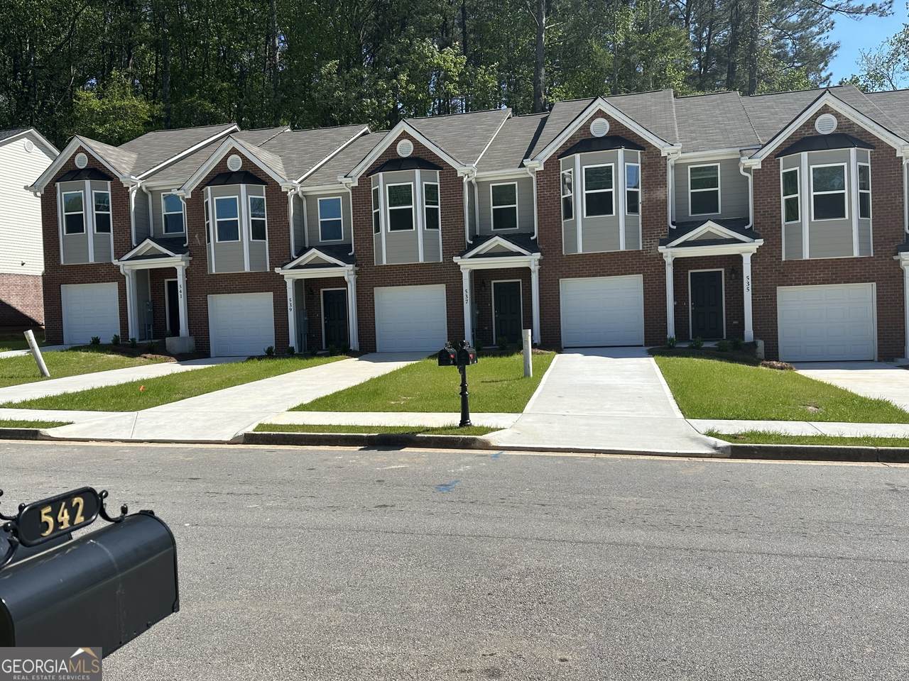 535 Maggie Lane - Photo 1
