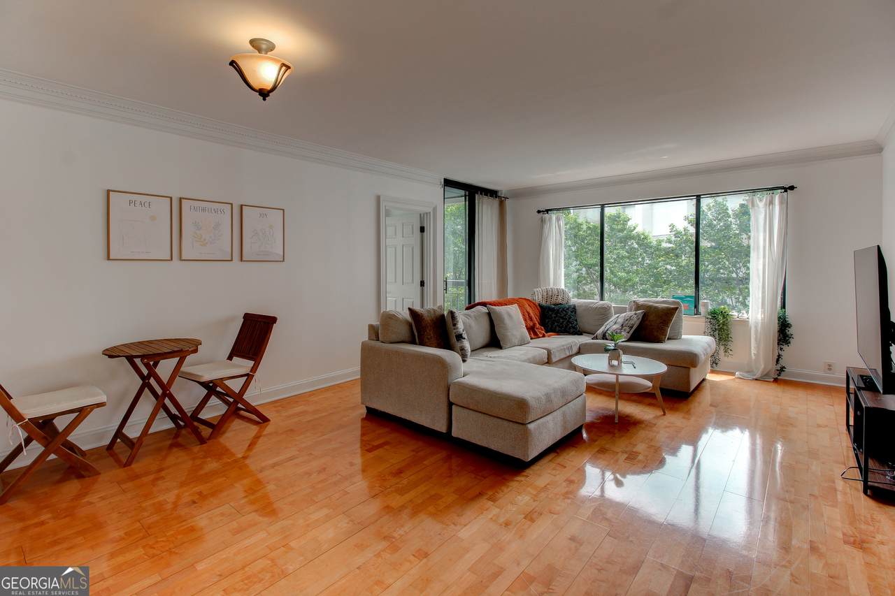 3481 Lakeside Drive - Photo 1