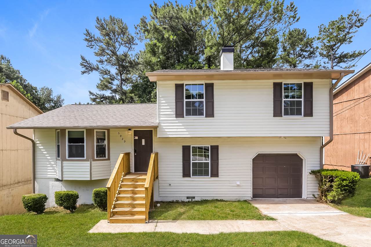 5929 Sara Ashley Court - Photo 1
