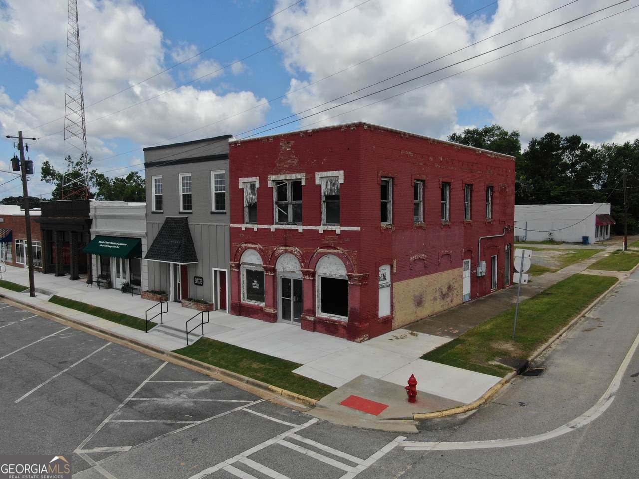 2 Railroad Avenue - Photo 1