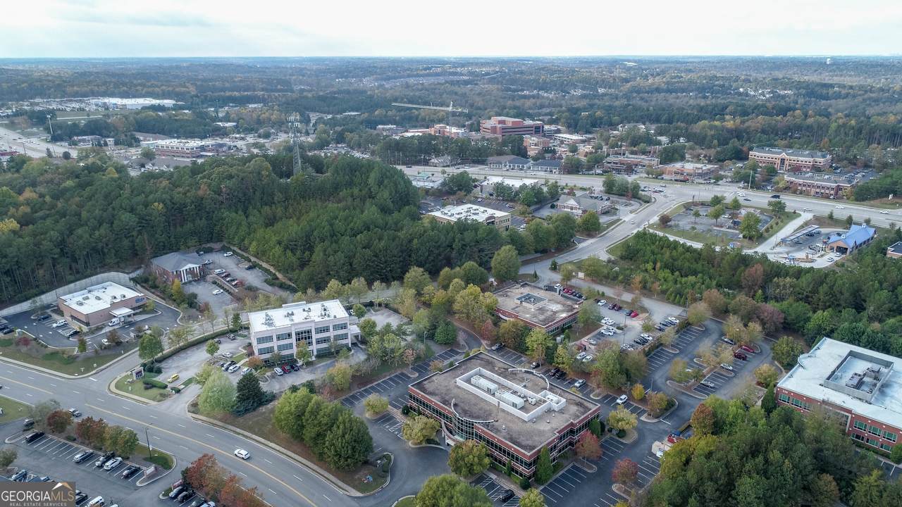 280 Country Club Drive - Photo 1