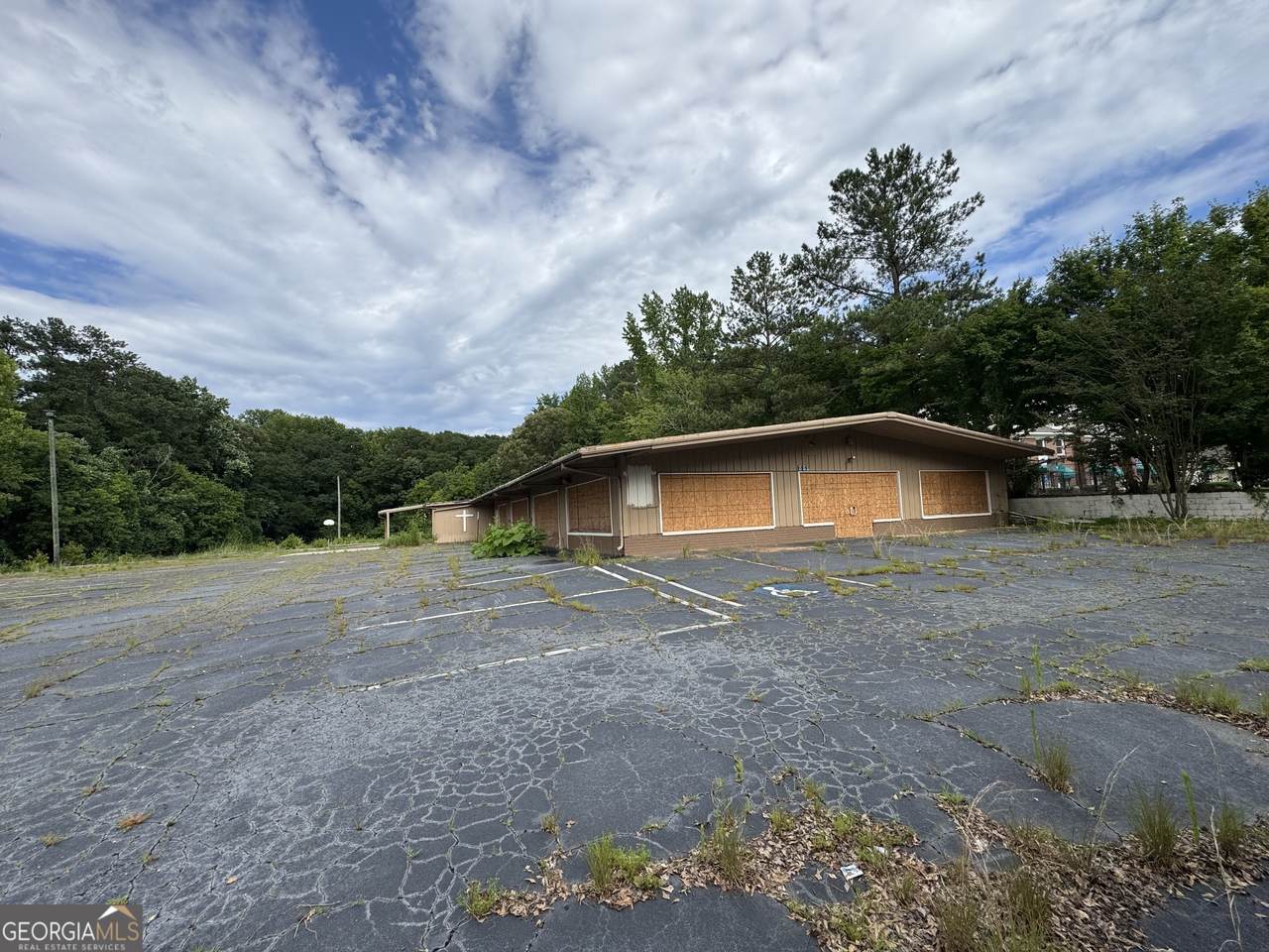 2426 Fairburn Road - Photo 1