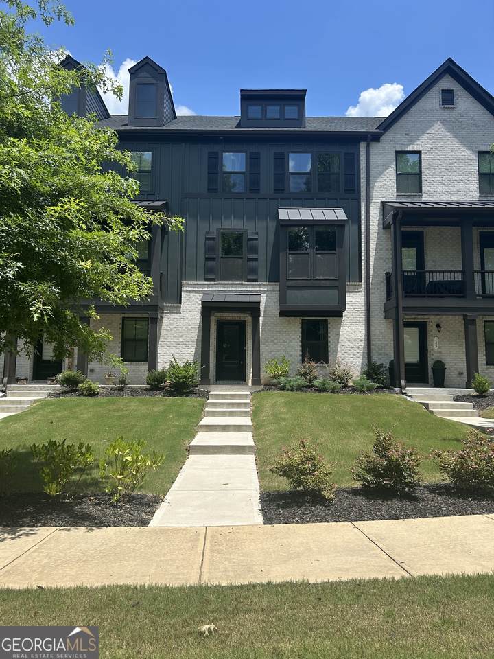 155 Climbing Ivy Circle - Photo 1