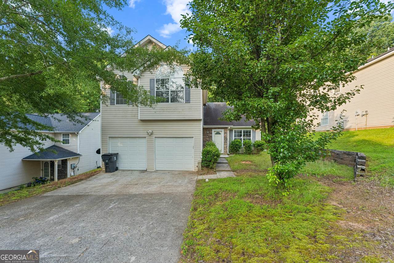 2945 Highland Hill Parkway - Photo 1